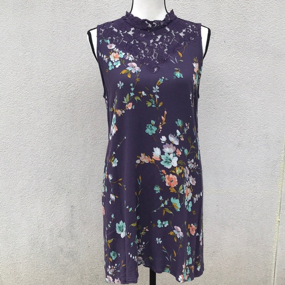 Miami Lace Dresses & Skirts - Miami lace dress purple size medium